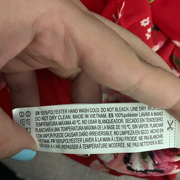 Off the shoulder red floral top - Picture 5 of 5